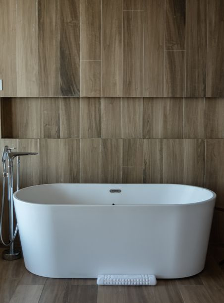 freestanding bathtub bathroom