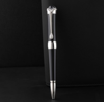 pen signing document closeup